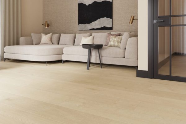 Castell-Premium-876-25X150-992-GingTOTAL-1024x680-1-1.jpg Castell Premium 876 Chatillon Ginger – rechte plank plak pvc - Afbeelding 1