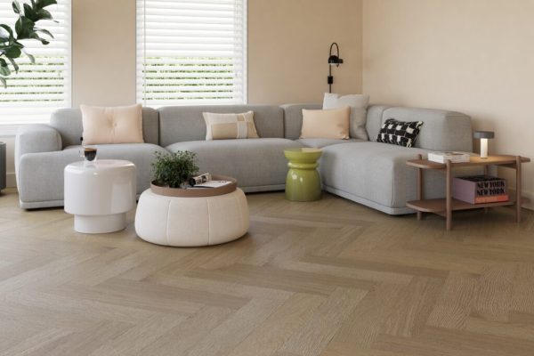 Ultimate-890-96-Oak-Wheat_visgraat_TOTAAL-1024x682-1-1.jpg Castell Ultimate 890 Oak Wheat – visgraat plak pvc - Afbeelding 1